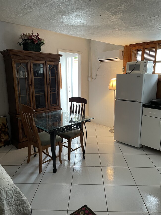 Photo - 3809 SW 67th Ter