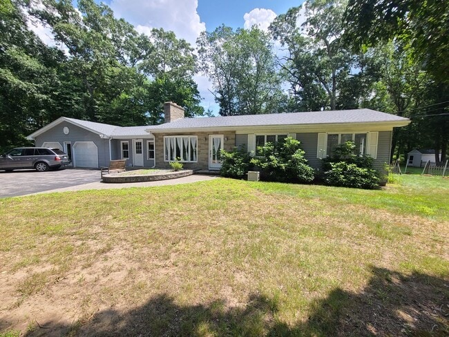 Photo - 426 S County Trail Unit 426 South County Trail