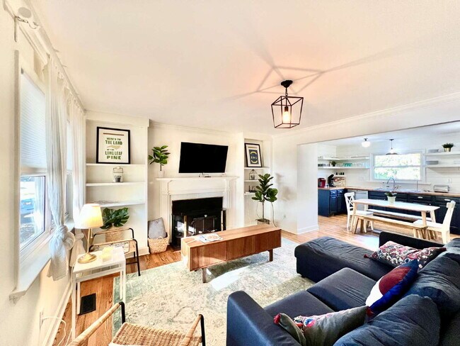 Photo - RARE - 5 BEDROOM RANCH on ONE ACRE!