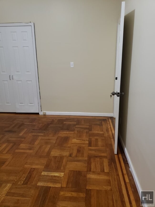 Photo - MELVILLE STREET Unit 2