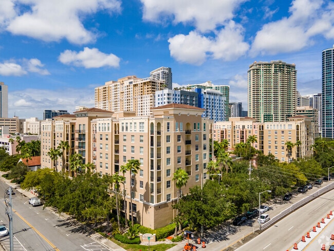 Photo - Las Olas by the River Apartments