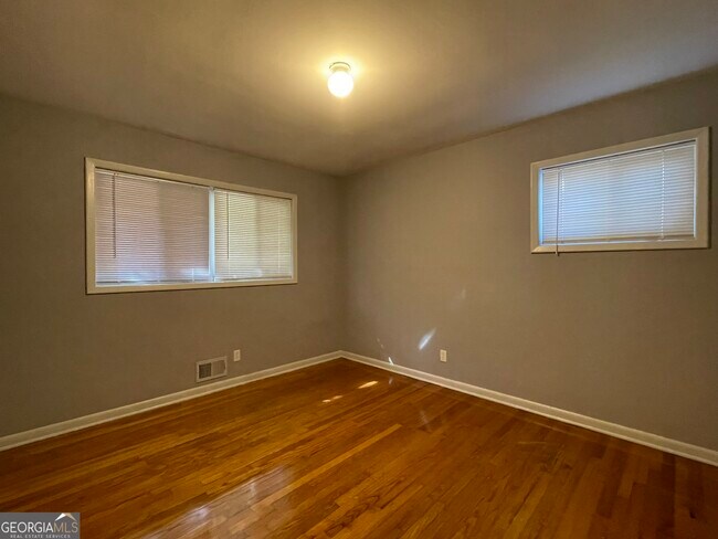 Photo - 2352 Arrow Cir