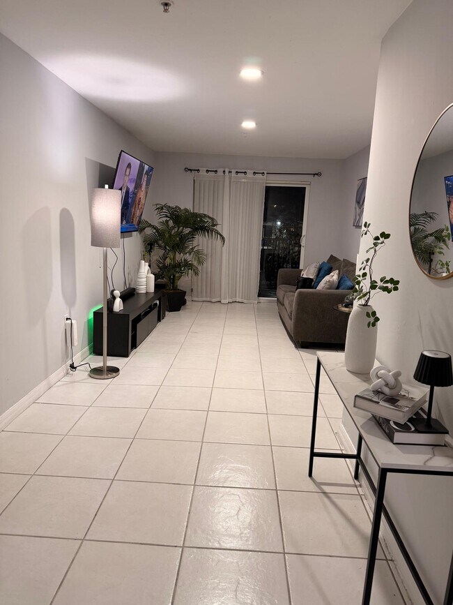 Photo - 1453 SW 3rd St Unit 208