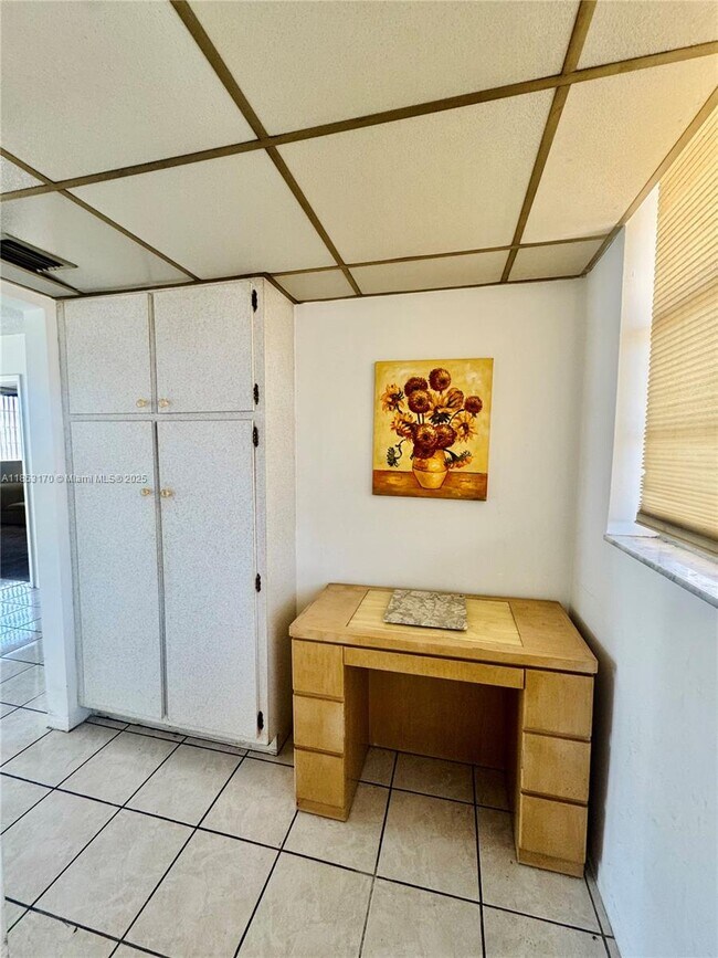 Photo - 2980 Point E Dr Unidad D310