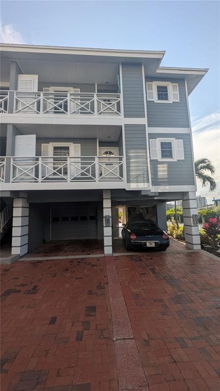 Building Photo - 1546 Stickney Point Rd Unit 501