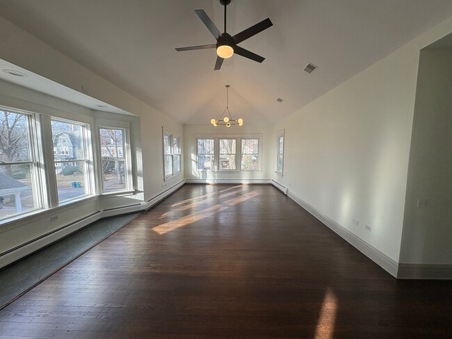 Photo - 416 N Grove Ave Unit 2