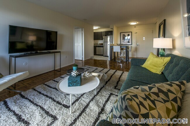 Building Photo - 175 Freeman St Unit 418 Rental