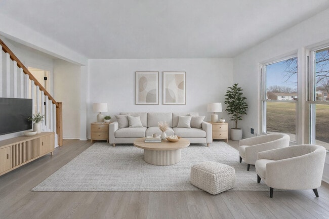 Photo - 1834 Jamestown Cir