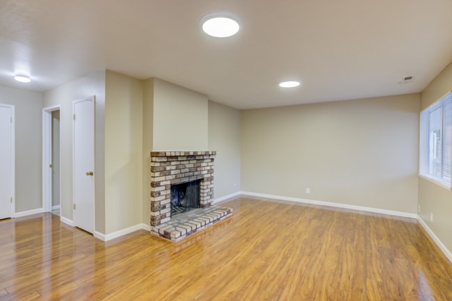 Photo - 739 Highland Ave Unit 2