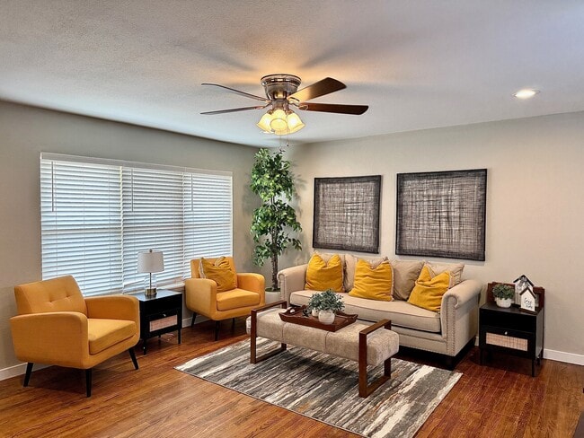 Photo - 3314 W Ohio Ave