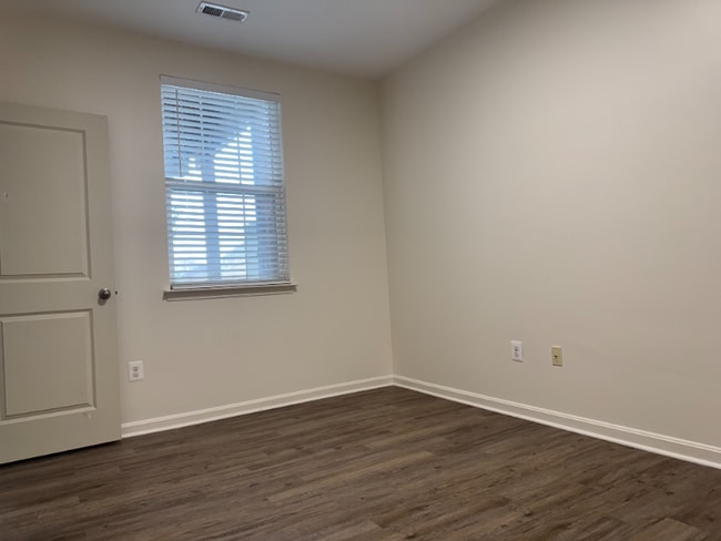 Photo - 12944 Yellow Jacket Rd