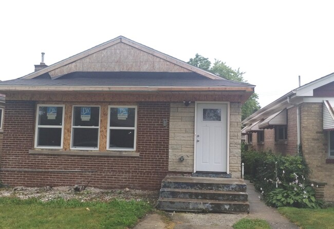 Building Photo - 219 E 89th Pl Rental