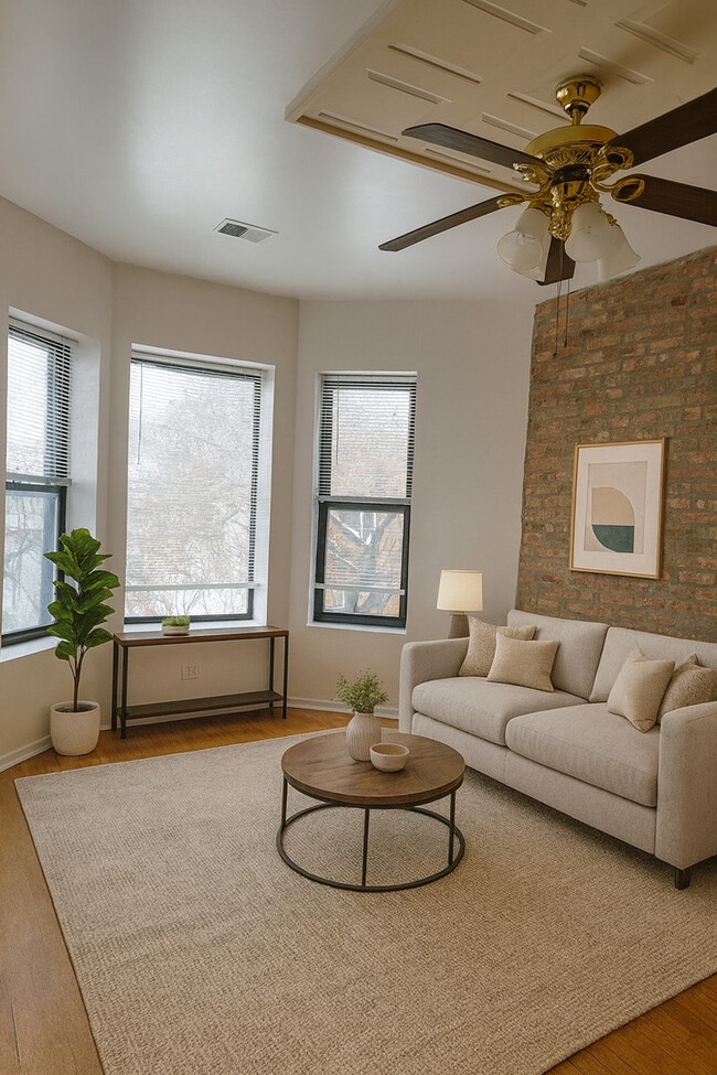 Photo - 4053 S Calumet Ave Unit 3