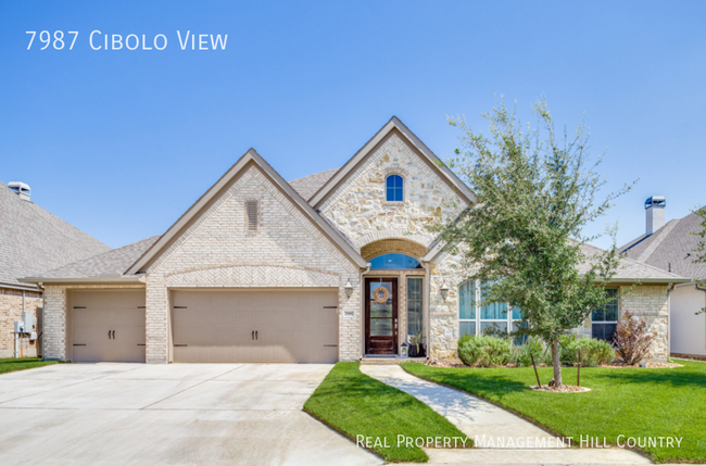 Stunning 4-Bedroom Home in Fair Oaks Ranch - Stunning 4-Bedroom Home in Fair Oaks Ranch