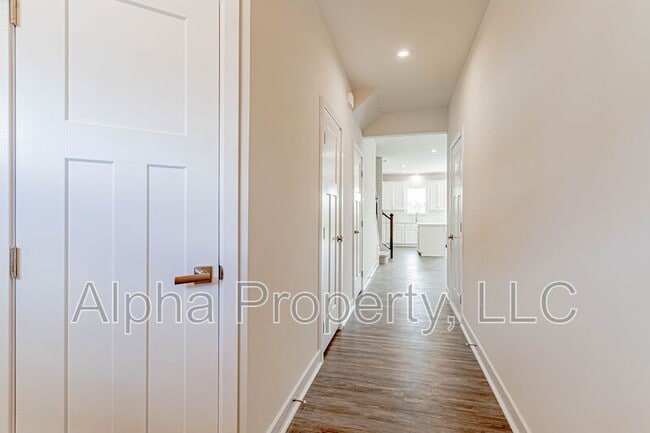 Photo - 127 Roseridge Dr