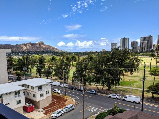 Photo - Golf Course, DH View 2 BR / 2 Bath w/2 Assigned Parking @ Fairway House Unidad 7H