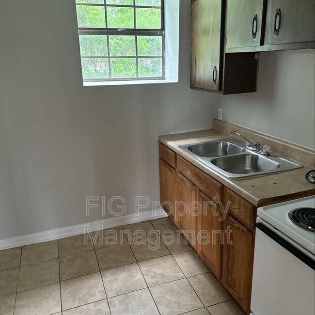 102 E H St Condo Condo for Rent in Elizabethton, TN