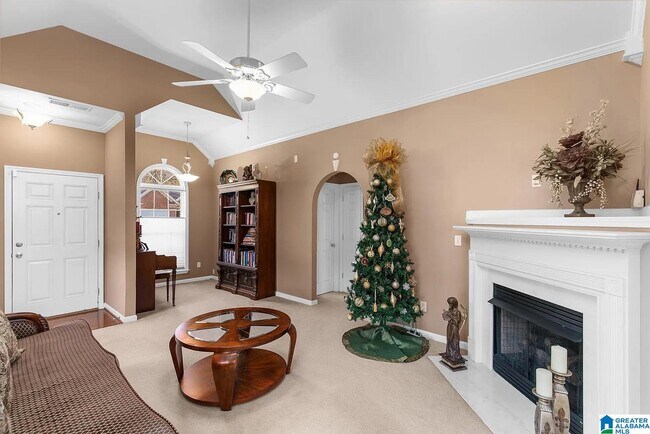 Photo - 101 Hayesbury Ln