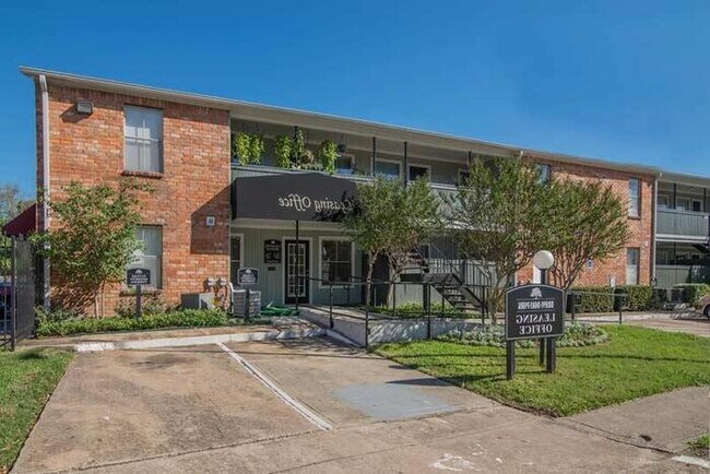 Photo - 8201 W Bellfort Ave Unit b2