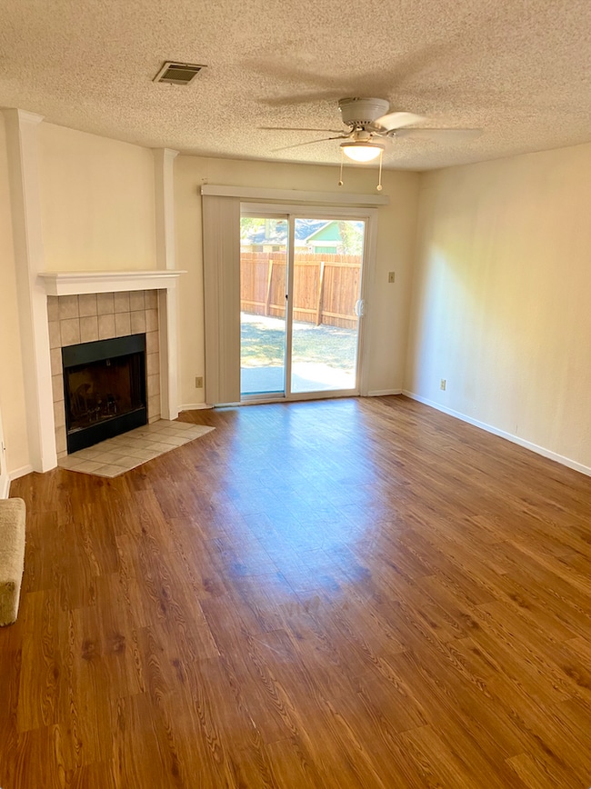 Building Photo - 8000 Tuscarora Trl Unit B