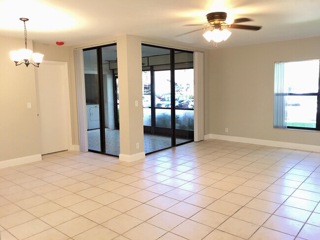 Photo - 4530 Carambola Cir S Condo