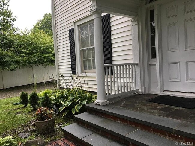 Building Photo - 3315 NY-343 Unit 1