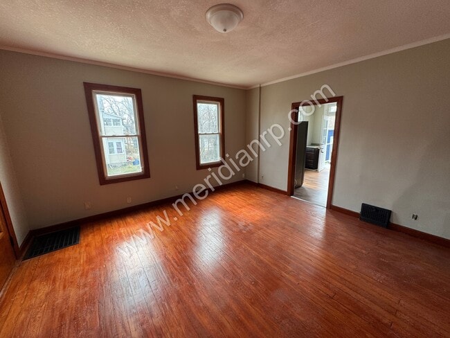 Photo - 2403 N Clinton St