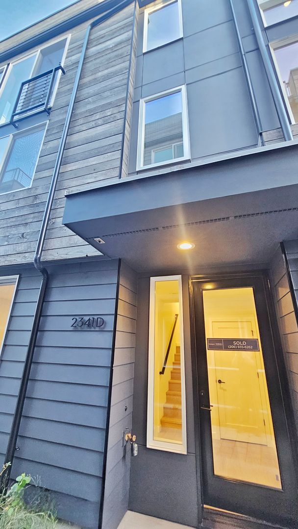 Photo - Brand New 2 Bed 2 Bath Townhome in North B...