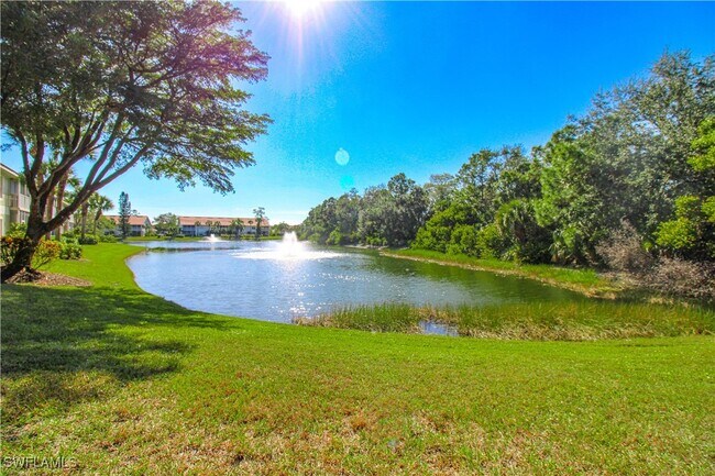 Building Photo - 5330 Andover Dr Unit 102