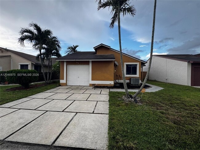 Building Photo - 951 SW 109th Ave