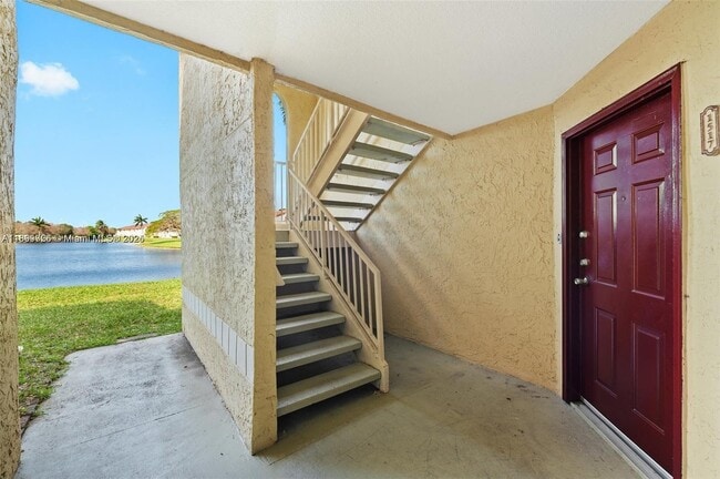 Building Photo - 731 Vista Isles Dr Unit 1517
