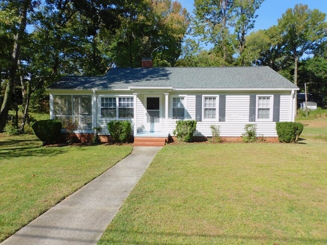 Building Photo - 1103 Rustic Rd Rental