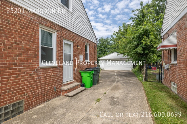 Photo - 25201 Marsdon Dr