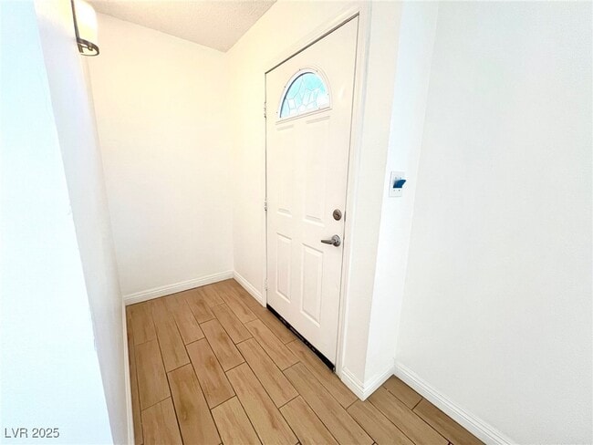 Photo - 428 S Beaumont St