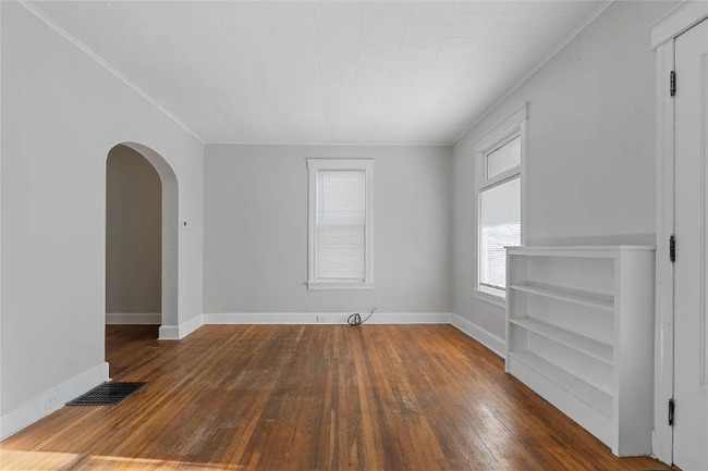 Photo - 25 Duane Ave