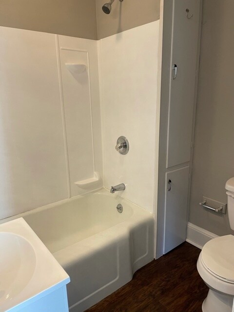 Photo - 240 W Main St Unidad Apt.2