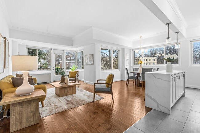 Photo - 4000 Tunlaw Rd NW Unit 121