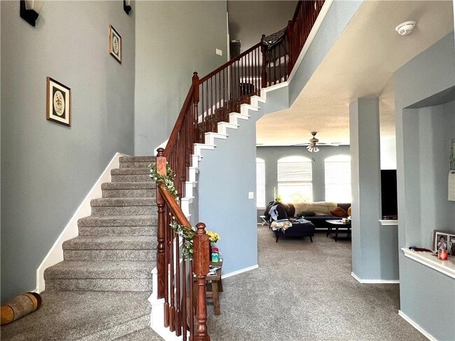 Photo - 802 Stevenage Dr