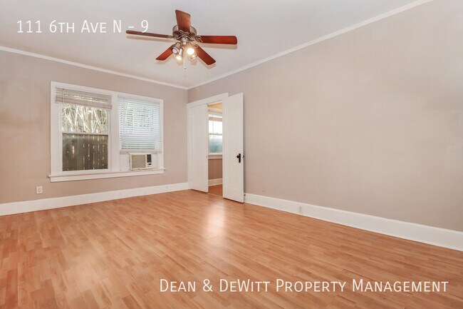 Photo - 111 6th Ave N Unidad 9