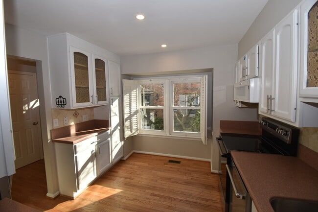 Photo - Bashford Lane Cluster