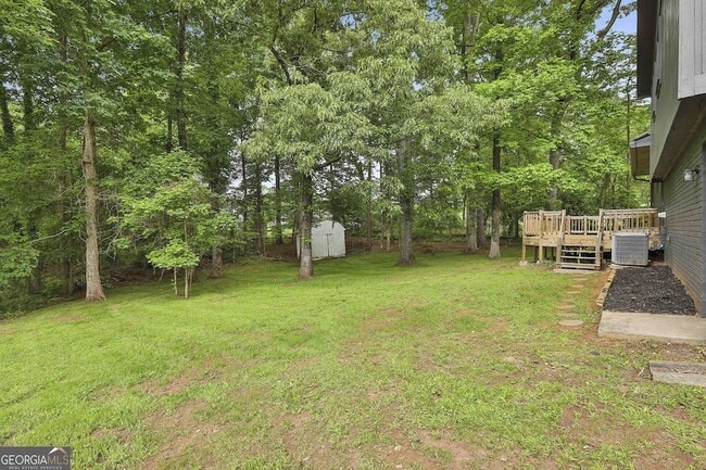 Photo - 157 Hyde Cir