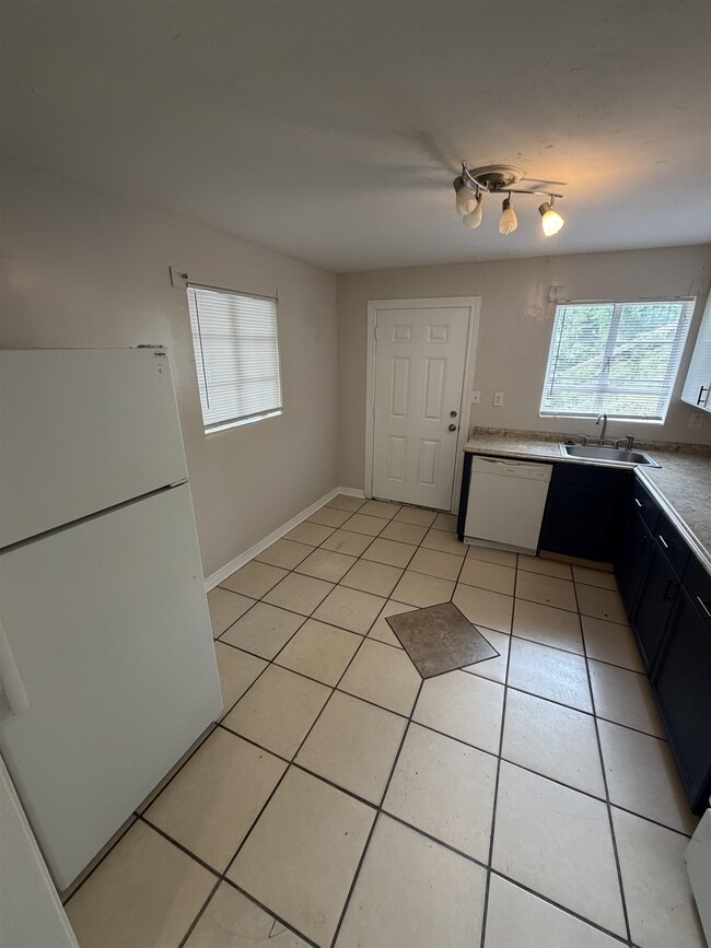 Photo - 318 E Pershing St