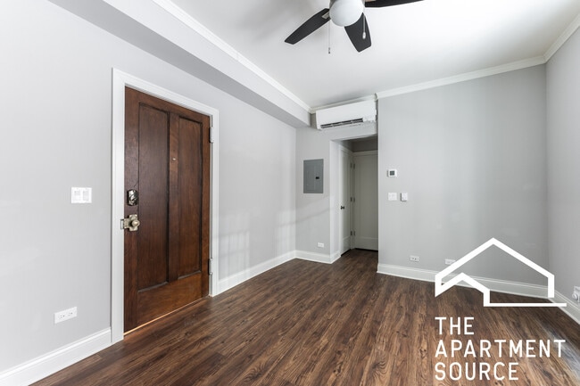 Photo - 640 W Wrightwood Ave Unit 106