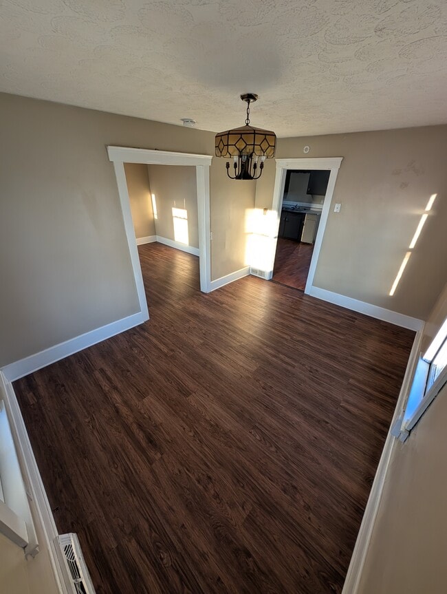 Photo - 218 Winckles St