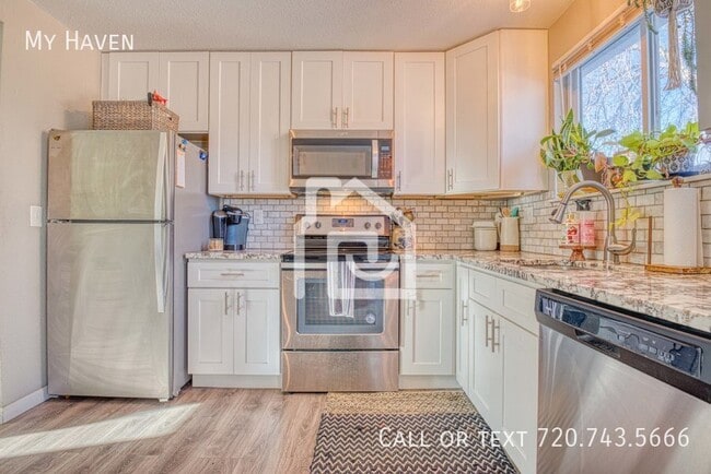 Photo - 15169 E Columbia Dr