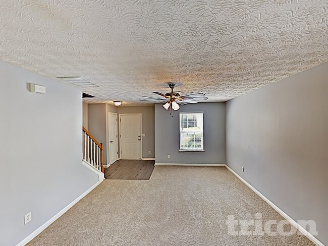 Photo - 5413 Wicklander Dr
