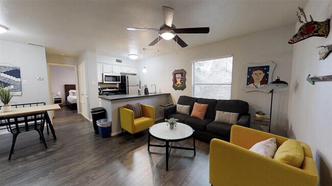 Photo - 1117 Hollow Creek Dr Unit 111