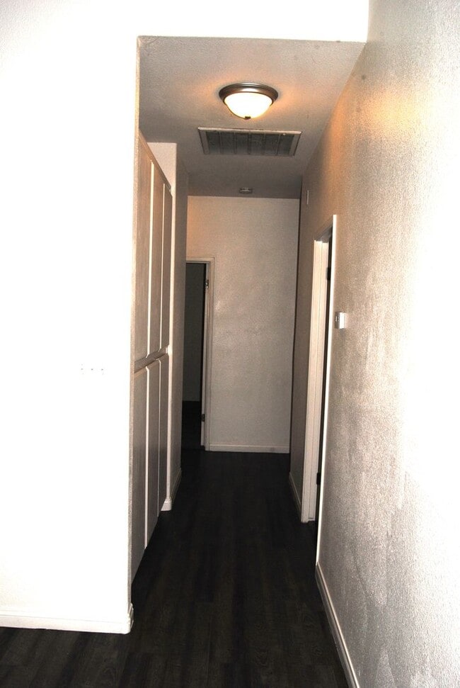 Photo - 5315 Clover Mountain St