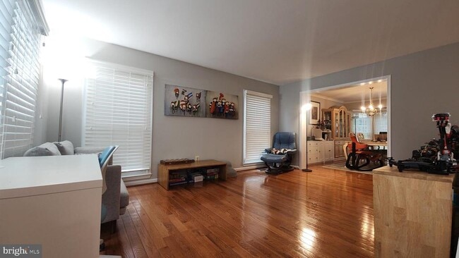 Photo - 6453 Springhouse Cir