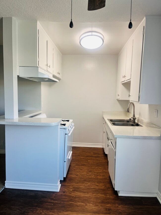 2BR - Tropical Breeze